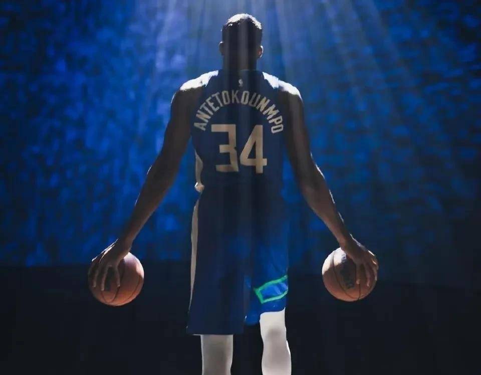 九游娱乐-字母哥连续十二场比赛得分超过高光表现，雄鹿挑战极限！的简单介绍